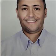 Profesor de informática con experiencia de 22 años trabajando con niños y jóvenes